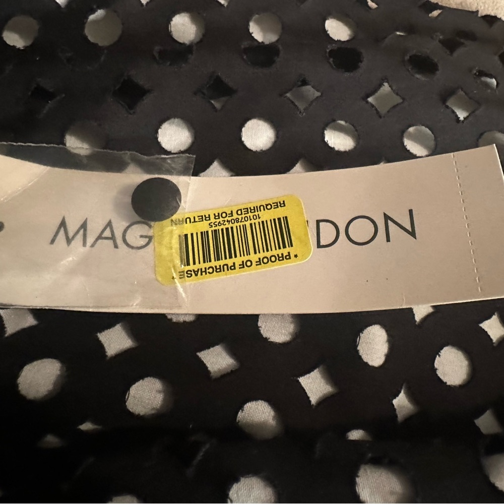 Chic Maggy London Dress - Picture 5 of 7